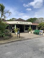 Moonshine 316 Rockley Golf Club