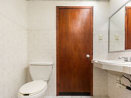 OYO Hotel Casa Blanca