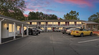 Grand Traverse Motel