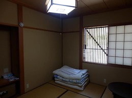 Yuwaku Guesthouse - Hostel