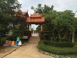 Plaifah Resort Ubon