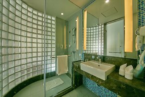 Holiday Inn Express Leshan City Square by IHG