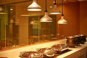 Holiday Inn Express Leshan City Square by IHG