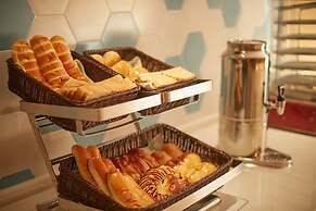 Holiday Inn Express Leshan City Square by IHG