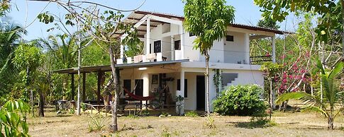 Hotel Hibiscus Garden / Jardin De Papos