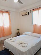 Hotel Hibiscus Garden / Jardin De Papos