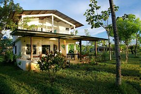 Hotel Hibiscus Garden / Jardin De Papos