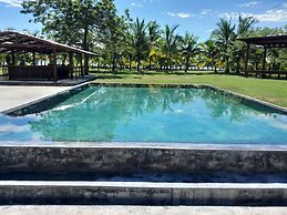 Hotel Hibiscus Garden / Jardin De Papos