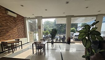 N2 Hotel Gunung Sahari