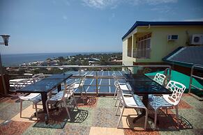 C & L Bay View Inn