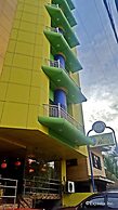 C & L Bay View Inn