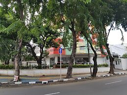 N3 Hotel Zainul Arifin