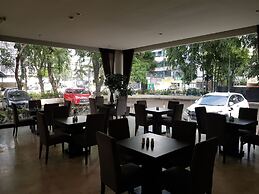 N3 Hotel Zainul Arifin