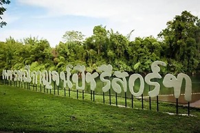 Pechmaneekan Beach Resort