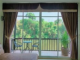 Pechmaneekan Beach Resort