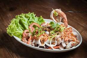 Pechmaneekan Beach Resort