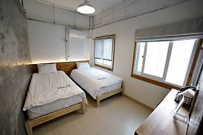 Good Day Mate Hostel