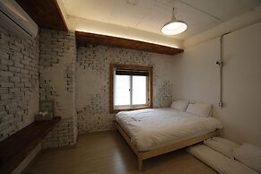 Good Day Mate Hostel