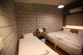 Good Day Mate Hostel