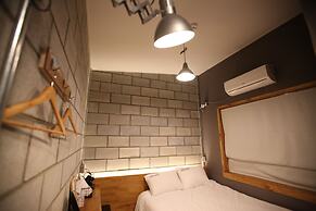 Good Day Mate Hostel