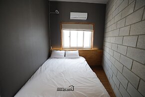 Good Day Mate Hostel