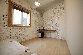 Good Day Mate Hostel