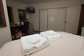 Fullcircle Farm Bed & Breakfast