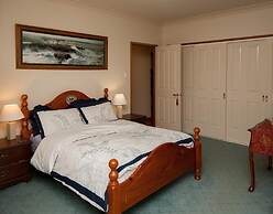 Fullcircle Farm Bed & Breakfast