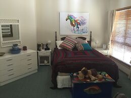 Fullcircle Farm Bed & Breakfast