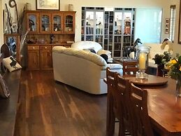 Fullcircle Farm Bed & Breakfast