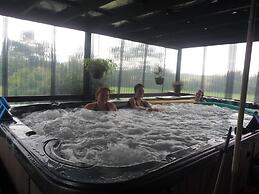 Fullcircle Farm Bed & Breakfast