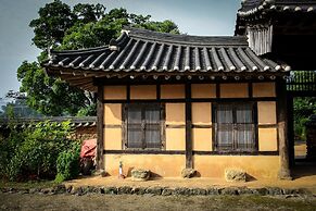 Yi Jin-rae's Historic House