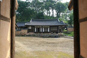 Yi Jin-rae's Historic House
