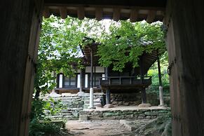 Yi Jin-rae's Historic House