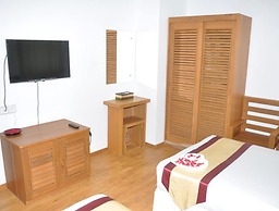 Paragon Hotel