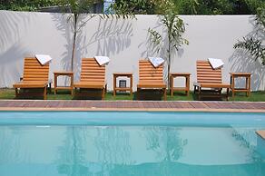 Paragon Hotel