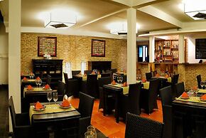 Villa Silk Road Hotel