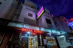 Break Point Hotel