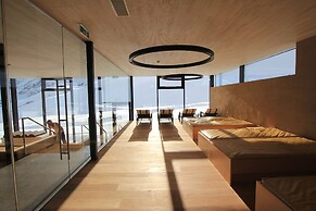 Hotel Adler
