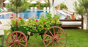 Cascadas Family Resort
