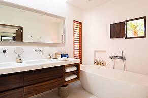 Playa Rosa Bungalows