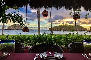 Playa Rosa Bungalows