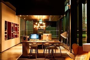 Moxy Aberdeen Airport