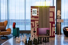 Moxy Aberdeen Airport