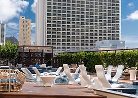 Hyatt Centric Waikiki Beach