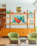 Hyatt Centric Waikiki Beach