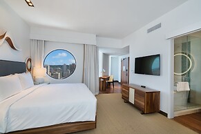 Hyatt Centric Waikiki Beach