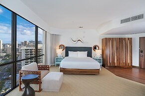 Hyatt Centric Waikiki Beach