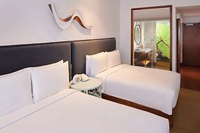 Hyatt Centric Waikiki Beach