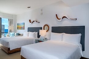 Hyatt Centric Waikiki Beach